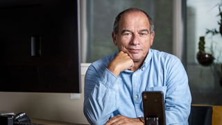 Maurice de Hond presenteert nieuwste peiling: coalitie vormen wordt steeds ...