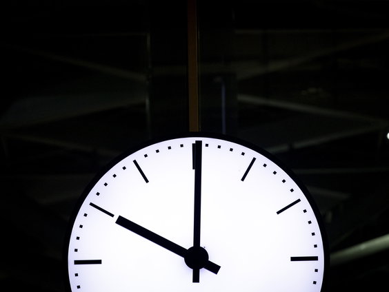 Sandy, Lenny en Gijs hadden een valse start door zomertijd