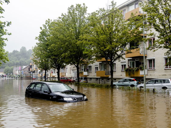 Hulpverleners doen crisisoefening voor extreme regenval