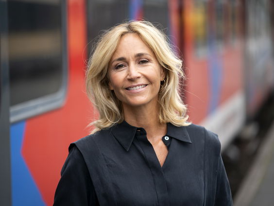 Wendy van Dijk vanavond verteller The Passion: "Geweldig om onderdeel van te mogen zijn"