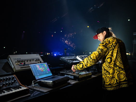 Moet Brussel het auteursrecht van artiesten beter beschermen als het gaat om AI?