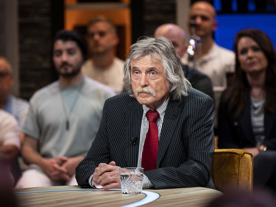 Johan Derksen blijft weg bij VI: 'Half Nederland is bezig met rel'