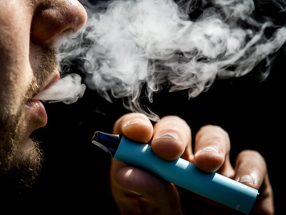 Vapes. Omdat je niet vroeg genoeg kunt beginnen met roken, vindt de industrie
