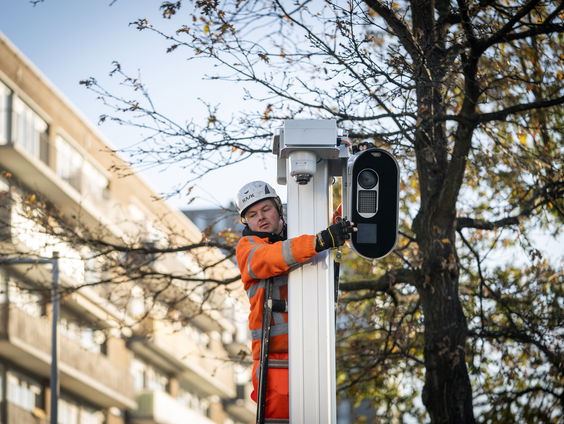 Moeten gemeenten én provincies zelf kunnen beslissen over het flitspaalbeleid?