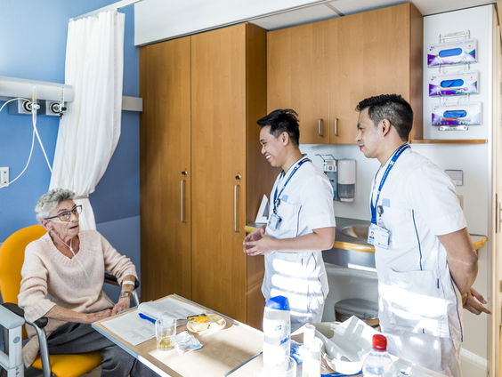 'Zorgmedewerkers moet onder grote werkdruk onmogelijke keuzes maken tussen cliënten'