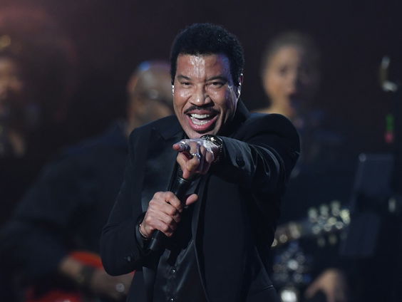 All Night Long tot Hello: Het verhaal van Lionel Richie