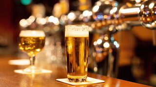 Sterft de cafécultuur uit? 'Elk jaar verdwijnen ongeveer 200 café's in Nede ...