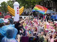 Waarom neemt homo-acceptatie onder jongeren af?