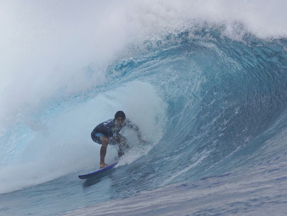 Olympisch golfsurfen niet in Frankrijk maar op Tahiti: 'Meest perfecte golf van de wereld'