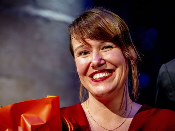 Ionica Smeets krijgt eredoctoraat voor wetenschapscommunicatie