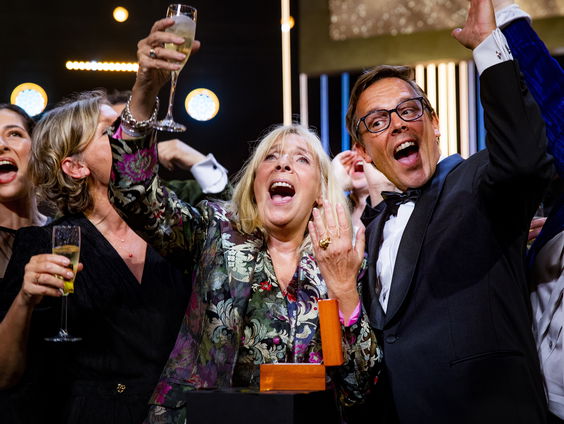 SpongeBob-stemacteur Lex Passchier schreef een thriller