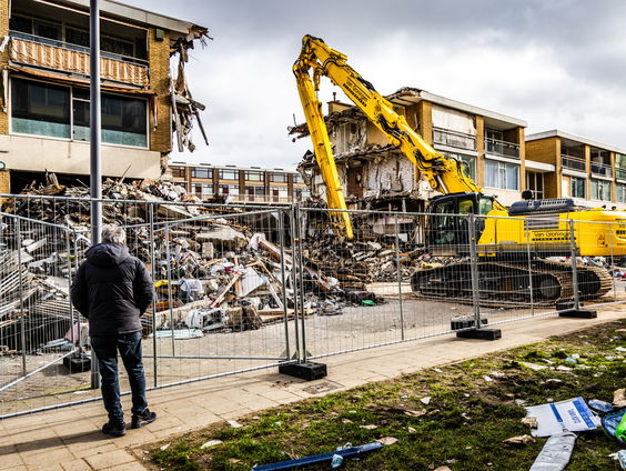 Grootste crystal meth vondst tot nu toe en gevaar in woonwijken door drugslabs