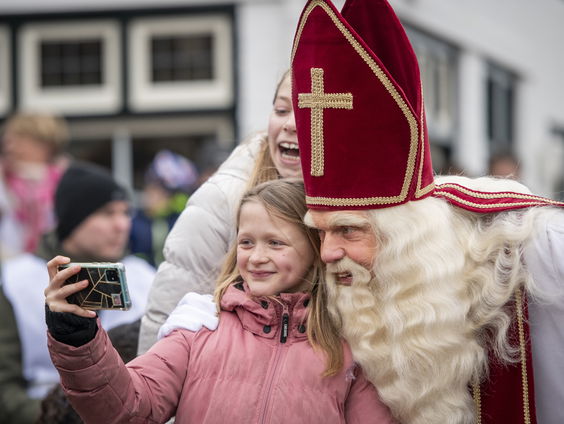 Is liegen over Sinterklaas tegen je kind wel goed voor zijn of haar ontwikkeling?