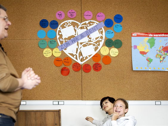 Stand.nl: Kinderen zijn de dupe van het gedoe over de Week van de Lentekriebels