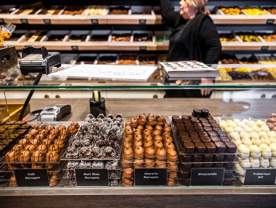 Oxfam Novib brengt cijfers uit over eerlijke chocoladeprijs