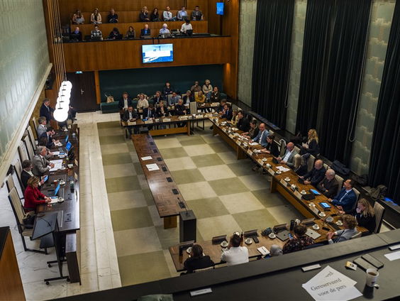 Stand.nl: Wethouders verdienen meer waardering