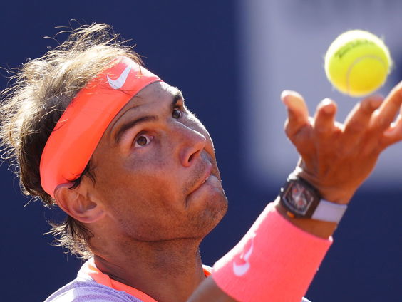 Rafael Nadal terug op tennisbaan: 'Zag er fit en strak uit'
