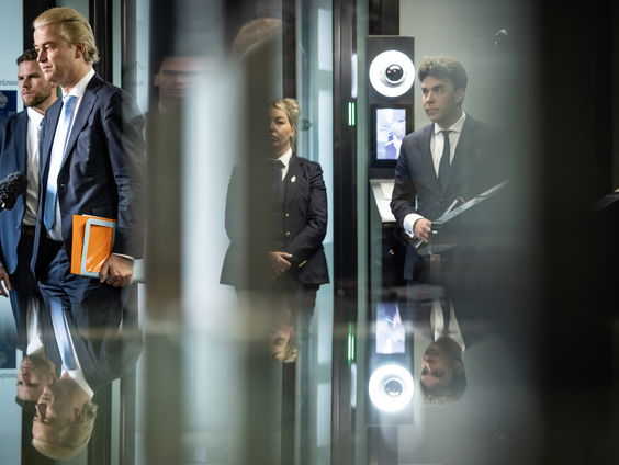 Sfeer in formatie lijkt er niet beter op te worden