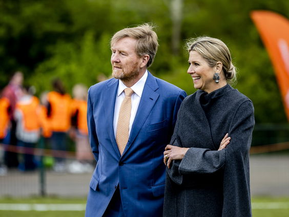 Emmense Nel (90) hoopt koning Willem-Alexander naar binnen te lokken bij verzorgingstehuis