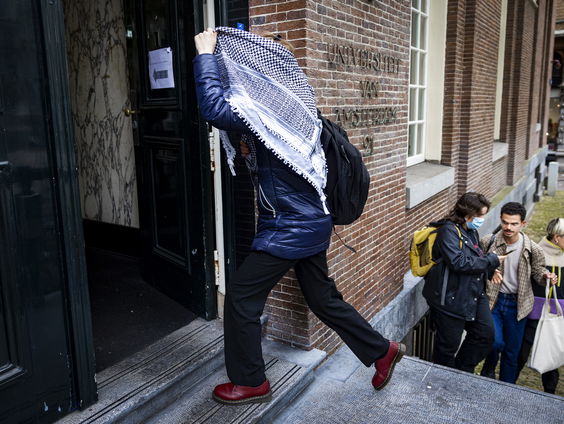 Pro-Palestijnse studentenprotesten in Amsterdam en Utrecht
