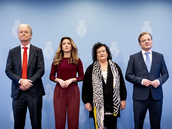 Is het coalitieakkoord in lijn met de grondwet?