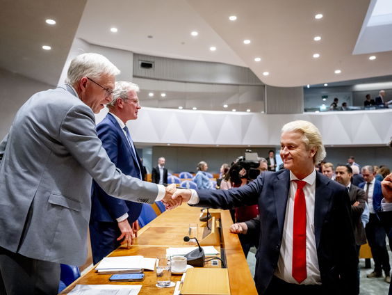 Nieuwe fase in de formatie