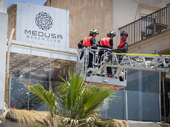 Toeristen omgekomen na instorten dakterras Mallorca