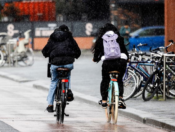 De fietszwerm in Rotterdam fietst voor beter verkeer