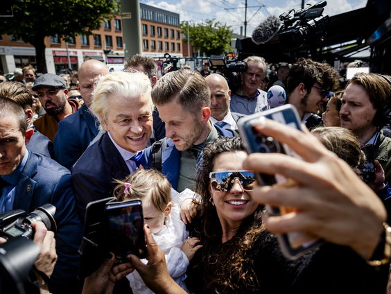 Stand.nl: 'Het is goed dat de verkiezingscampagne nu eindelijk begint'