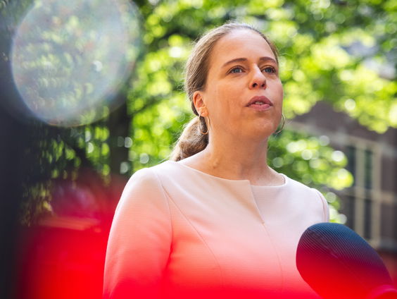 Rotterdam kiest Carola Schouten als nieuwe burgemeester