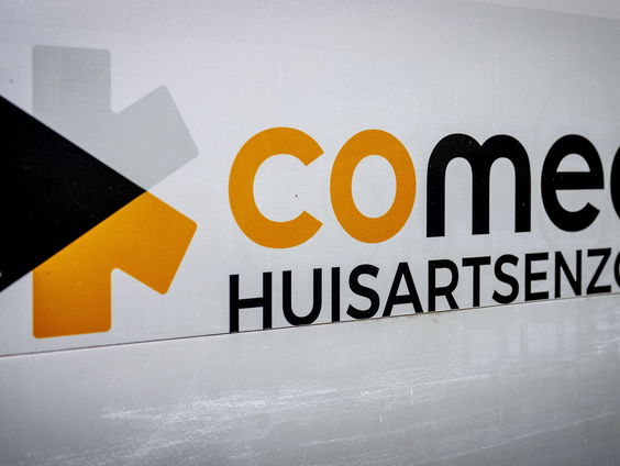 Waarom greep niemand in bij failliete huisartsenketen Co-Med?