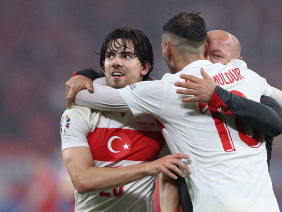 Ouders Ferdi Kadioglu dromen in Gelderland van Turkse EK-finale