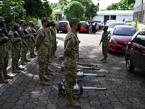Duizenden minderjarigen opgepakt in El Salvador onder regime van Bukele