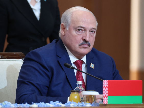 Loekasjenko 30 jaar aan de macht