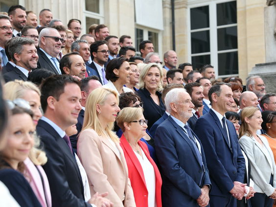 Nog altijd geen nieuwe premier en parlement in Frankrijk