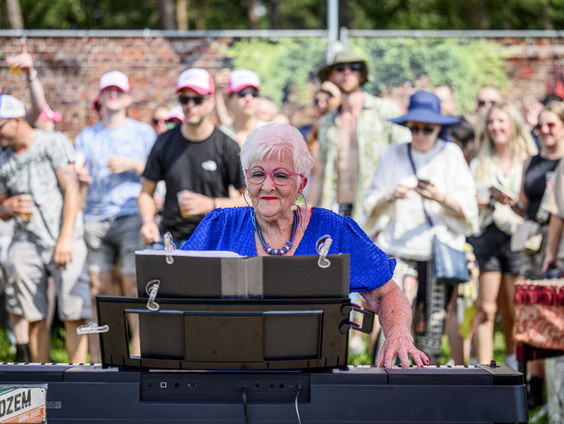 Orgel Joke blaast het dak eraf op Zwarte Cross