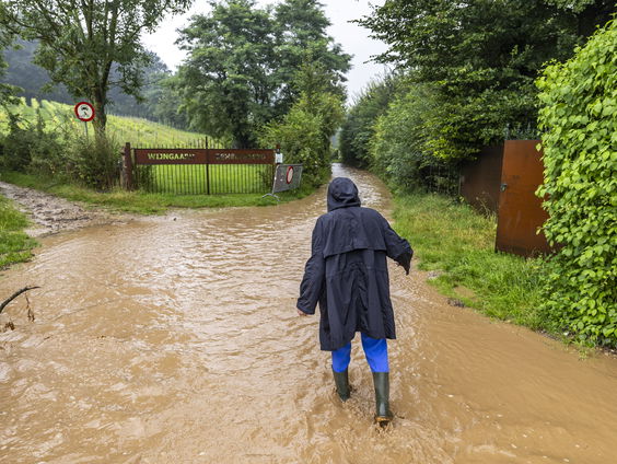 Wateroverlast op verschillende plekken in Brabant