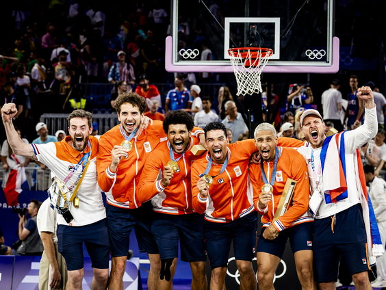 Olympische goud op muziek: Worthy de Jong, Jan Driessen, Dimeo van der Horst en Arvin Slagter schrijven g ...