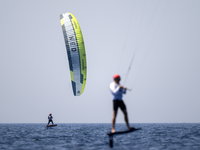 WK kitefoilen van start in Portugal: wie grijpt de wereldtitel?