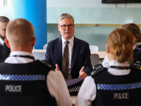 Britse premier wil 'spiking' harder aanpakken