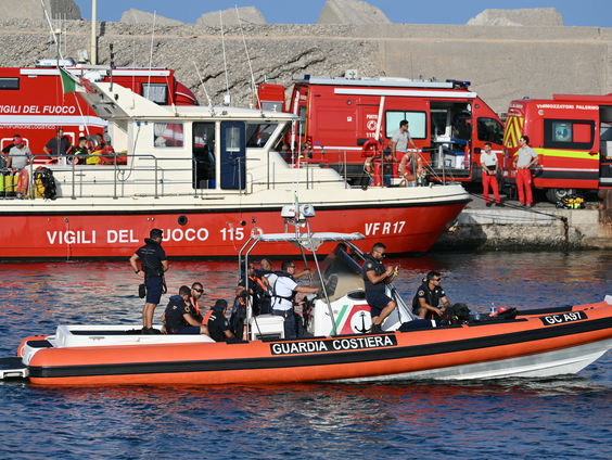 Zoektocht naar opvarenden zeiljacht Sicilië gaat verder