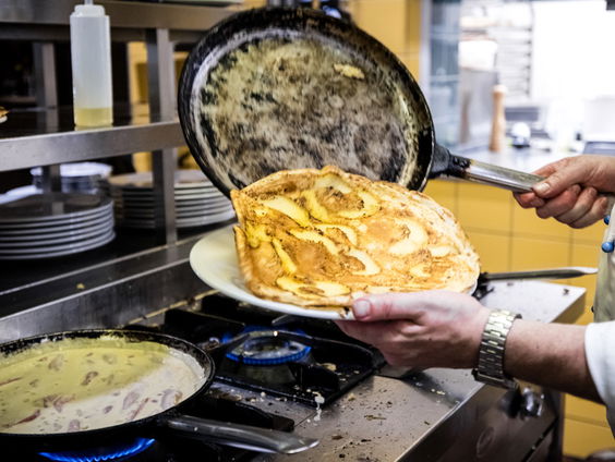 Stand.nl: 'Werken in de horeca is het mooiste dat er is'