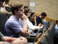 Zij-instromers in het onderwijs doen het goed in Nederland