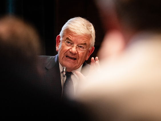 Haagse burgemeester Jan van Zanen over samenwerking met buitenlandse collega's