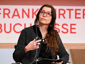 Een ode aan Turkse bestseller auteur Elif Shafak 'prachtig hoe ze de natuur verweeft in al haar verhalen'