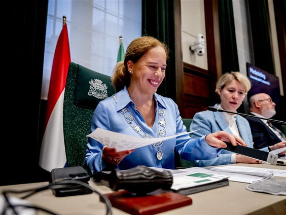 Stand.nl: De gemeentepolitiek heeft meer vrouwen nodig