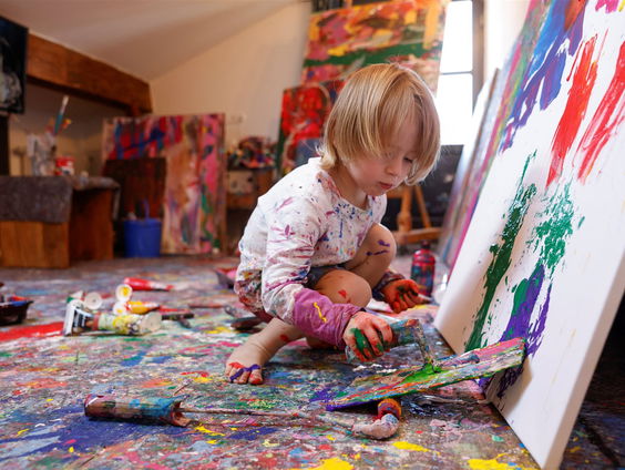 Kinderkunstenaar Laurent levert waardevolle kunstwerken af: hoe kan dat?