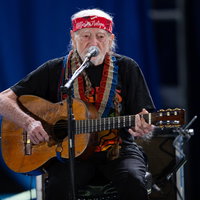 Country Roads: Willie Nelson