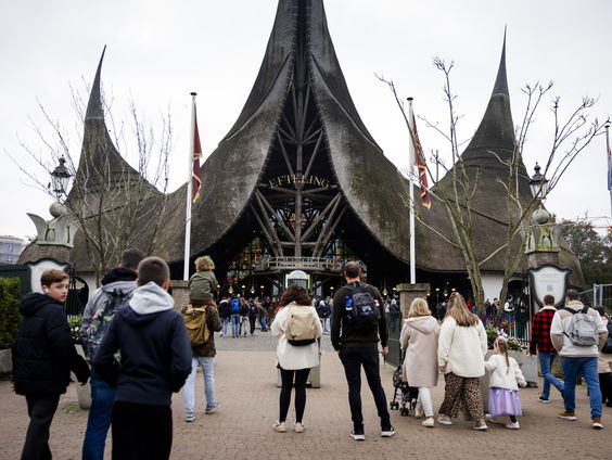 De Efteling krijgt hotel middenin park