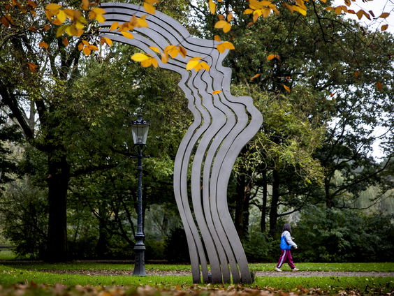Lale Gül en Freek de Jonge in gesprek: wat is de grens van vrijheid van meningsuiting?